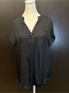 Rachel Black Split V-Neck Short Sleeve Blouse